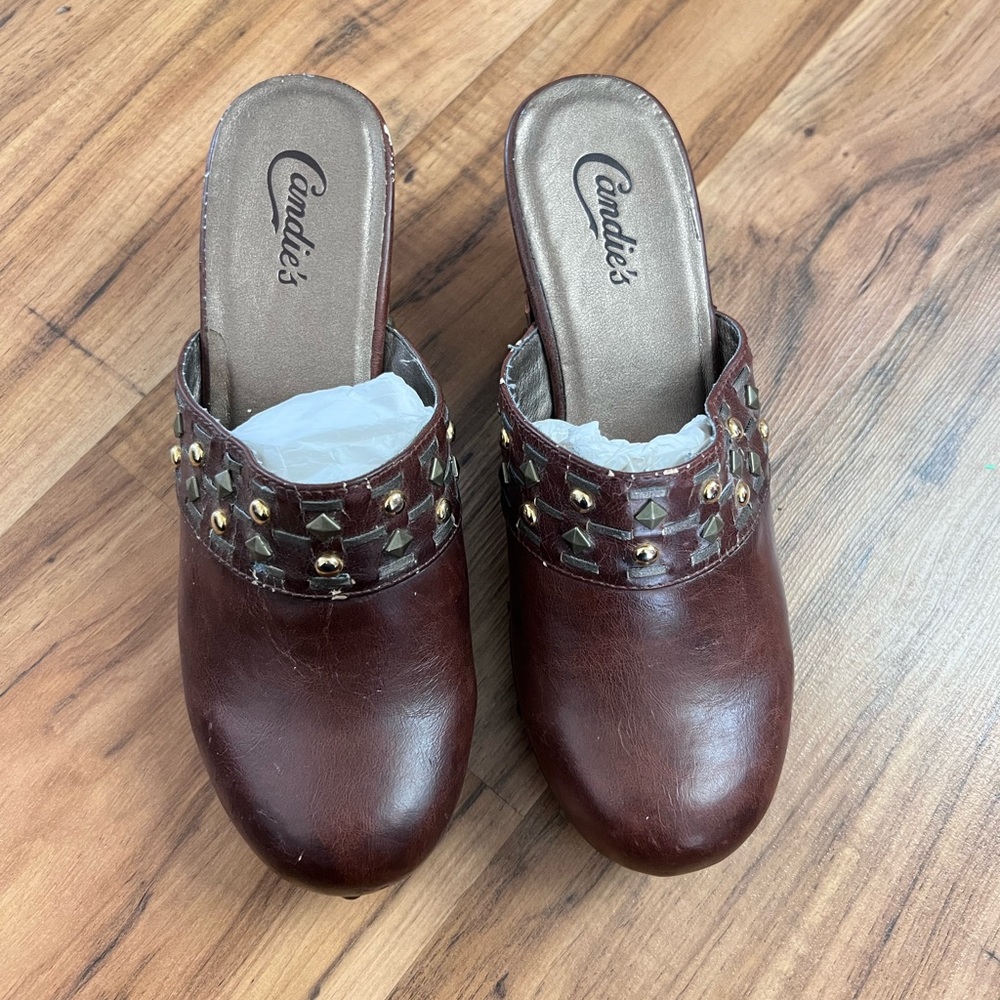VINTAGE Rare find! Candies Size 7.5 wooden clogs!